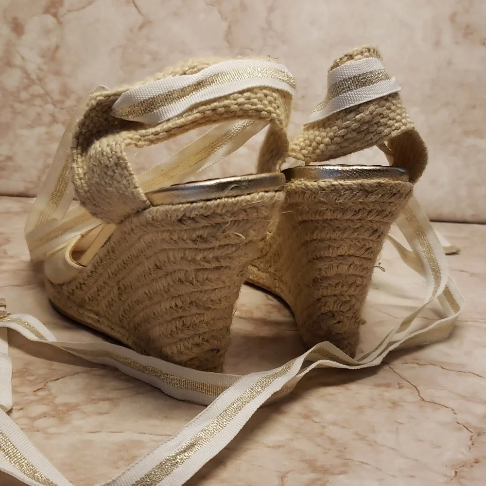 Lilly Pulitzer Elegant Gold Wedge Ankle Straps Sandals Size  8